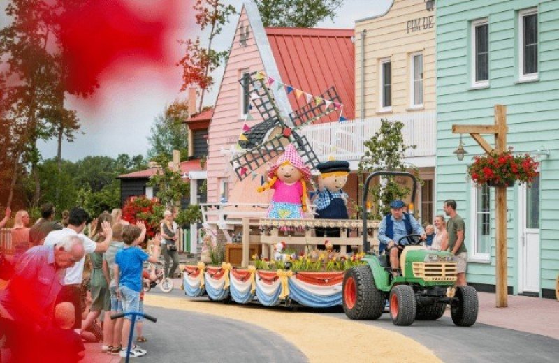 Fien en teun parade familie resort molenwaard