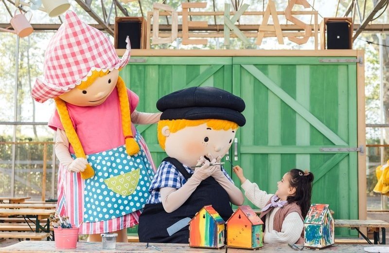 Fay & Tom's Toddler Weeks