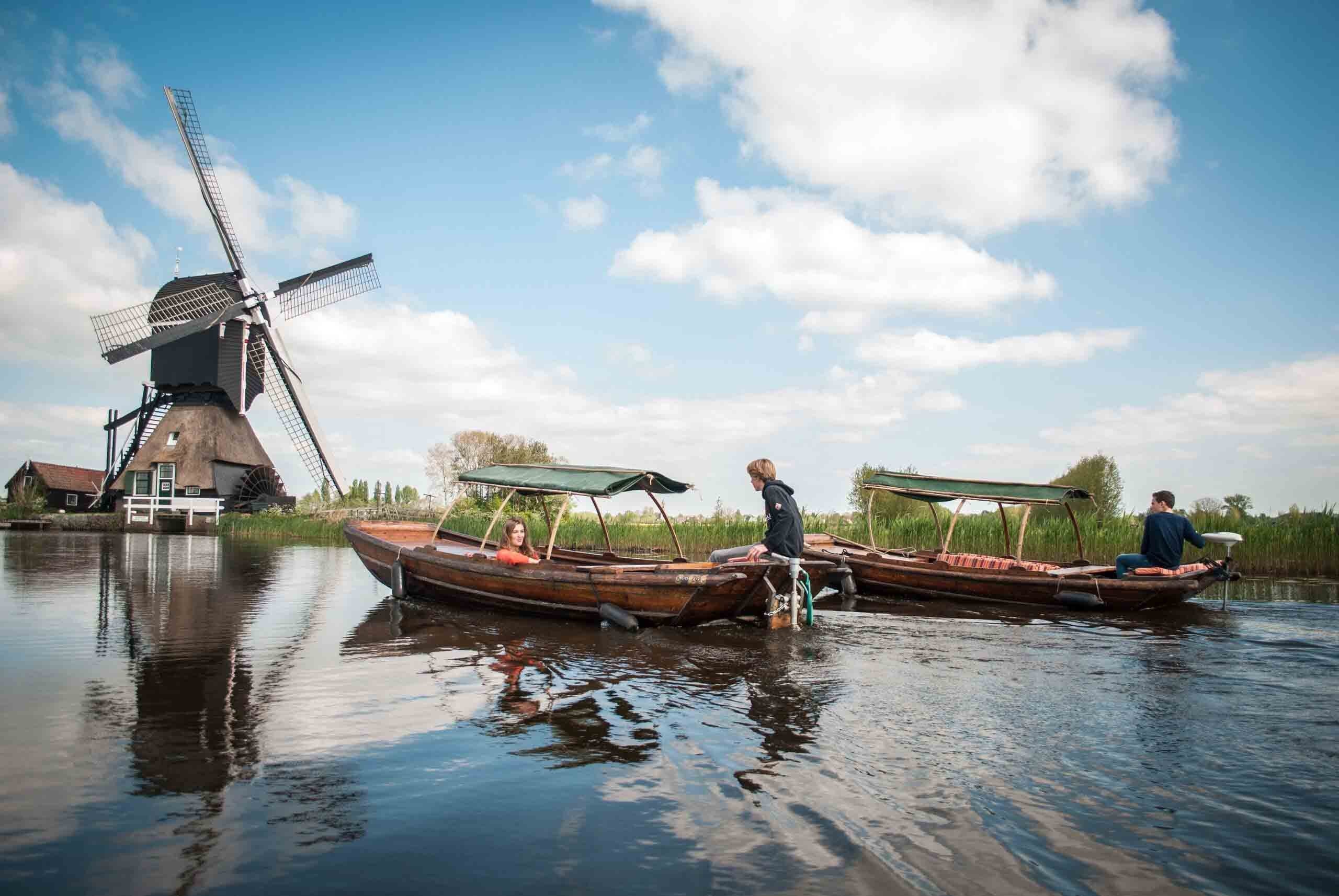 Sailing with the Sampan